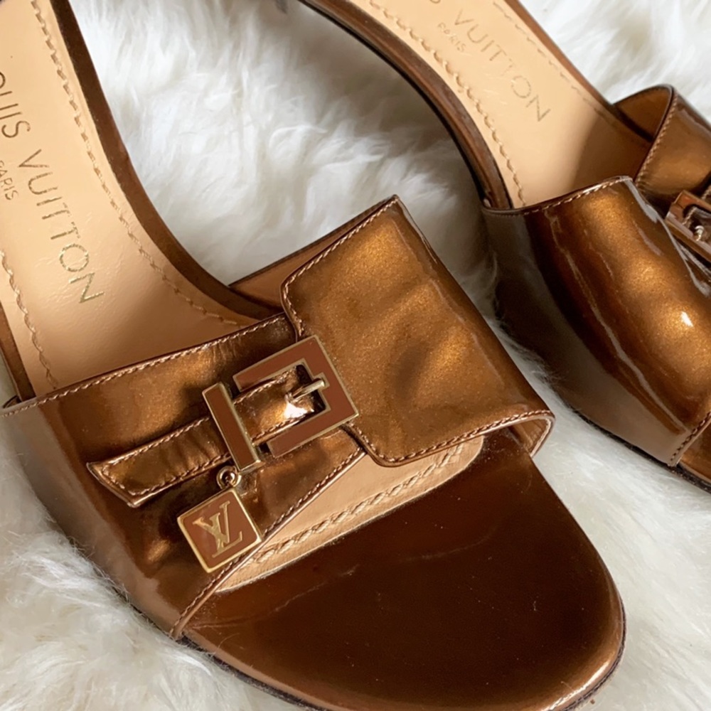 Louis Vuitton Vernis Leather Open Toe Dice Slide Mules - Picture 1 of 8